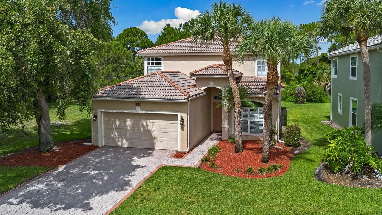 3516 NW Deer Oak Drive, Jensen Beach FL 34957 photo 2
