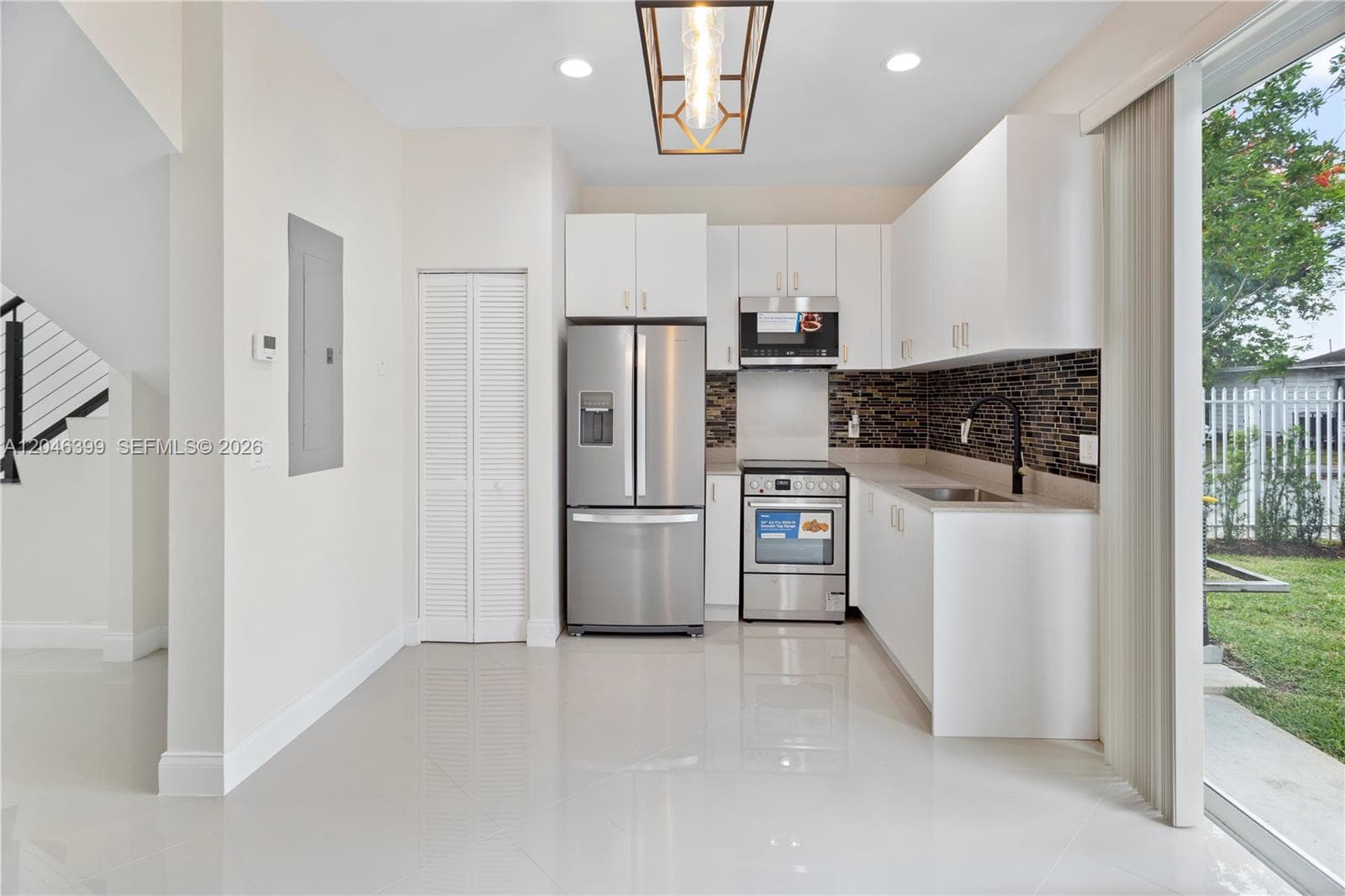 1252 NW 39th St # 1252, Miami FL 33142 photo 4