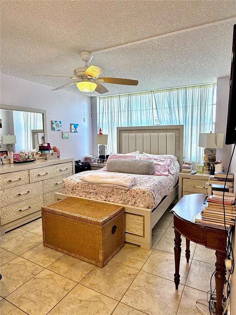 1300 Saint Charles Pl # 402, Pembroke Pines FL 33026 photo 3