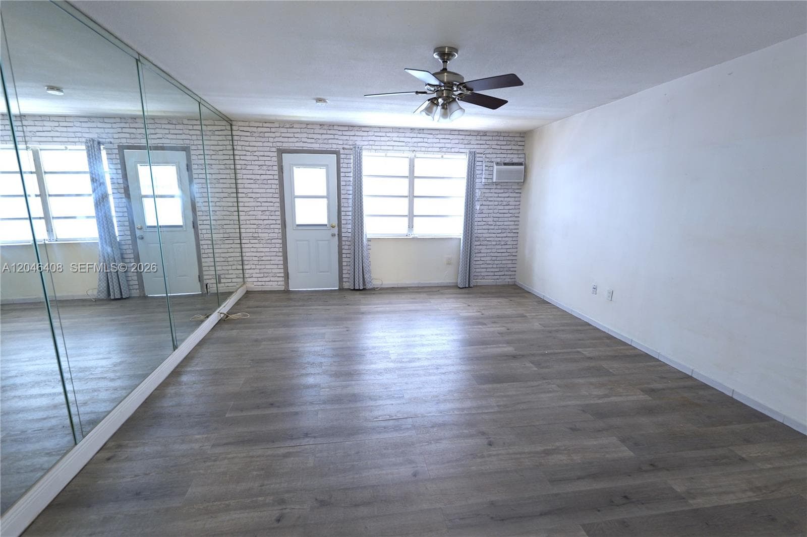 1245 Pennsylvania Ave # 8, Miami Beach FL 33139 photo 3
