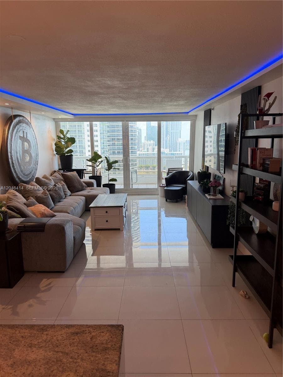 1717 N Bayshore Dr # A-2847, Miami, FL 33132