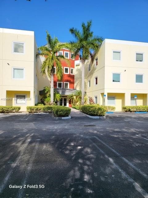 12595 SW 137th Ave # 311, Miami, FL 33186 photo 2