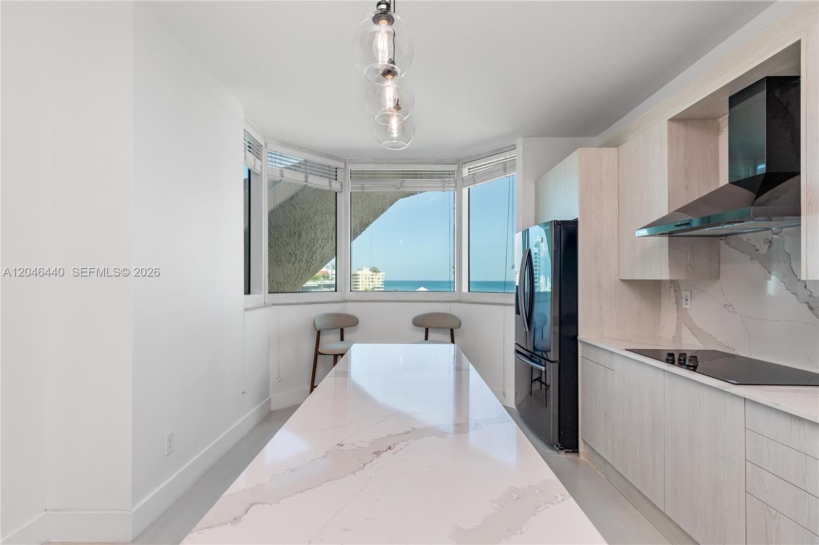 300 S Pointe Dr # 907, Miami Beach FL 33139 photo 3