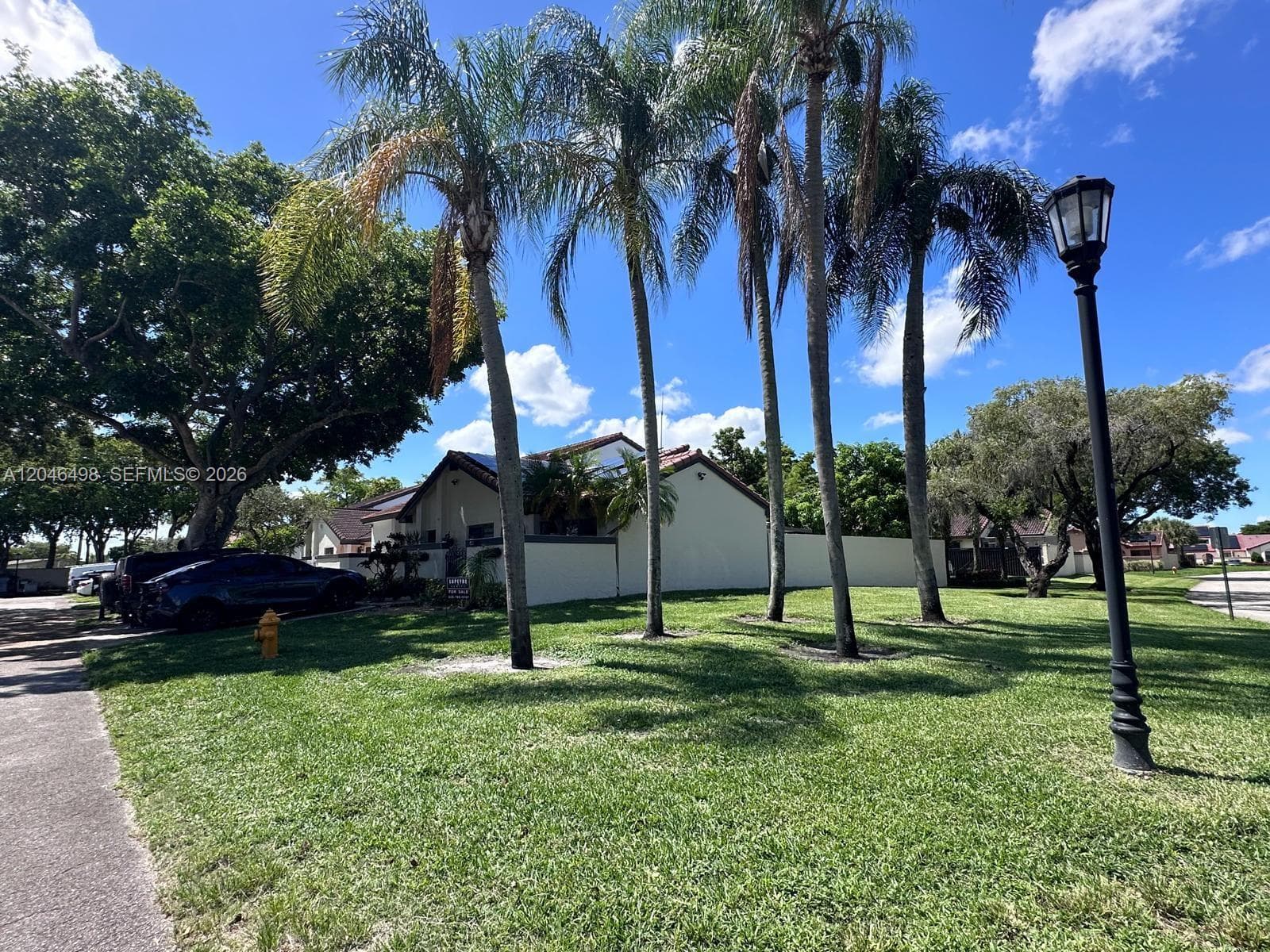 6633 NW 178th Ter, Hialeah FL 33015 photo 5