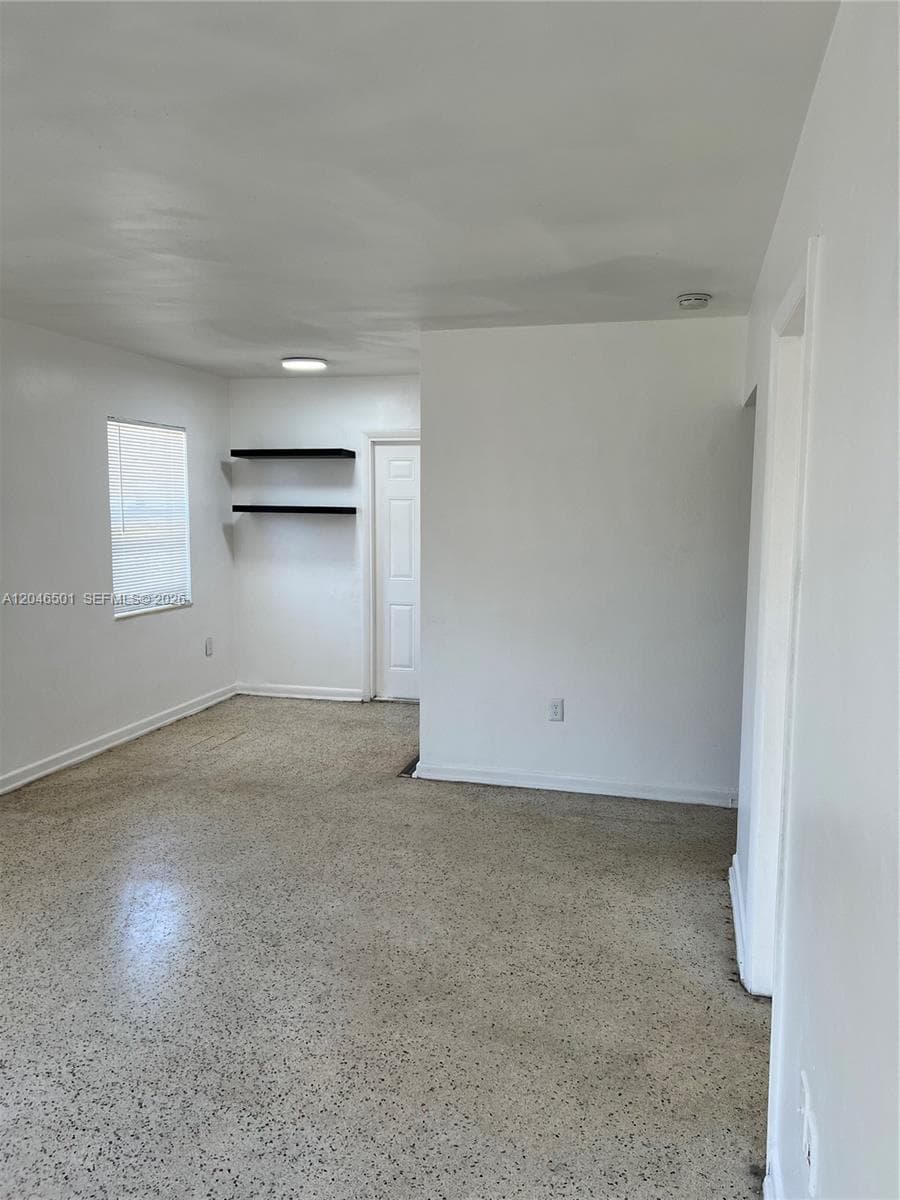 1946 NE 167th St # 1, North Miami Beach FL 33162 photo 3