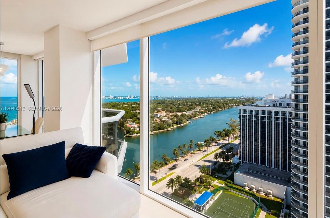 4775 Collins Ave # 2407, Miami Beach FL 33140 photo 4