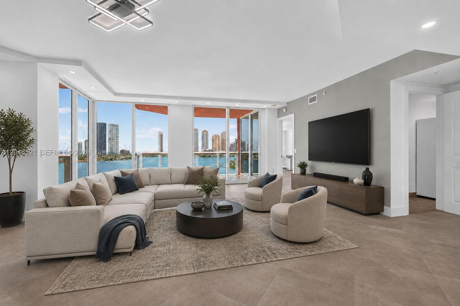 3370 Hidden Bay Dr # 1212, Aventura FL 33180