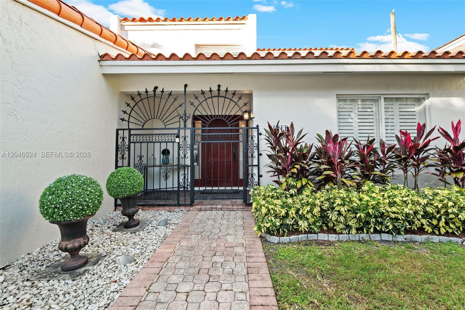 1211 Algeria Ave, Coral Gables FL 33134 photo 3
