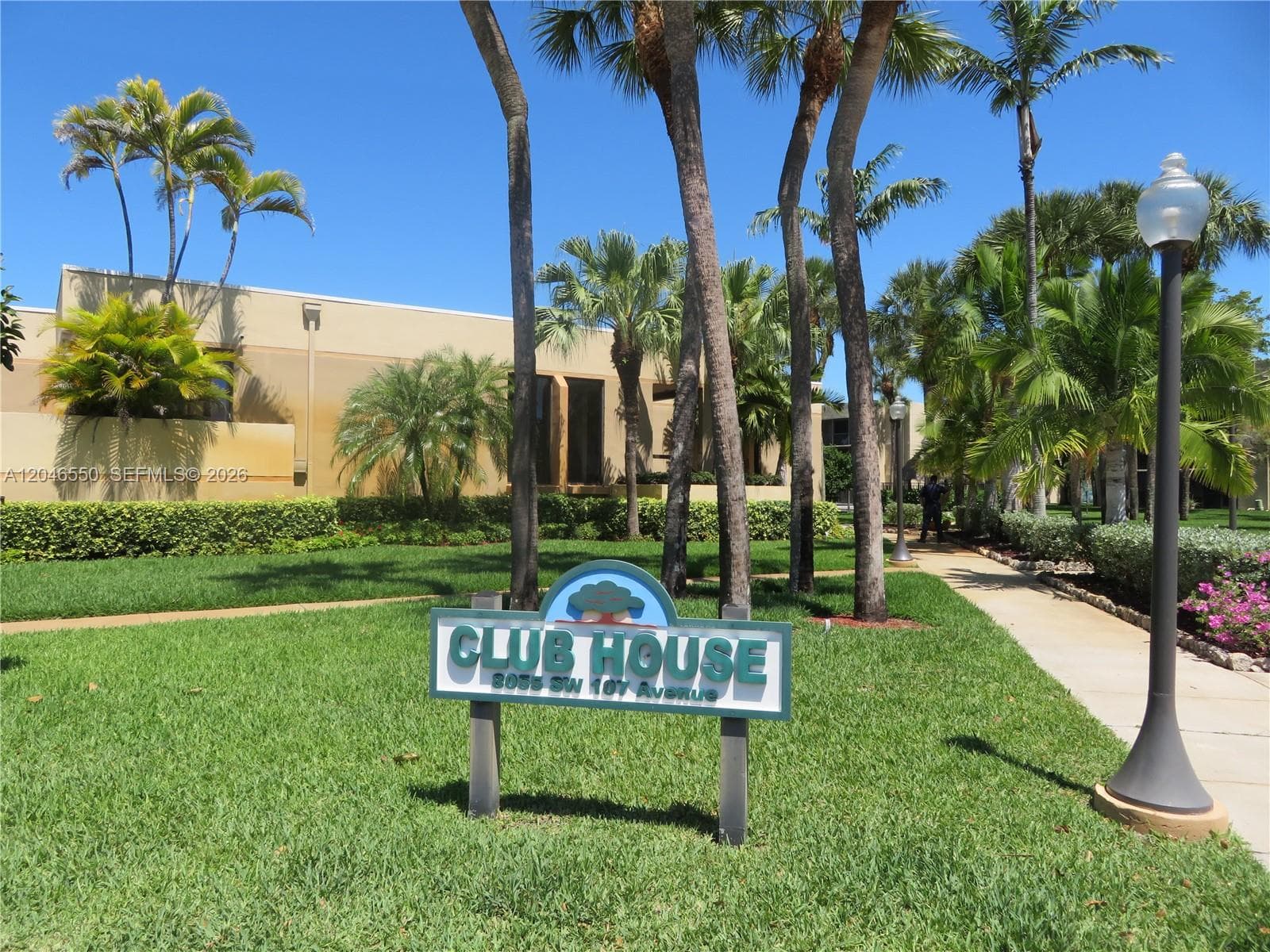 8075 SW 107th Ave # 305, Miami, FL 33173 photo 4