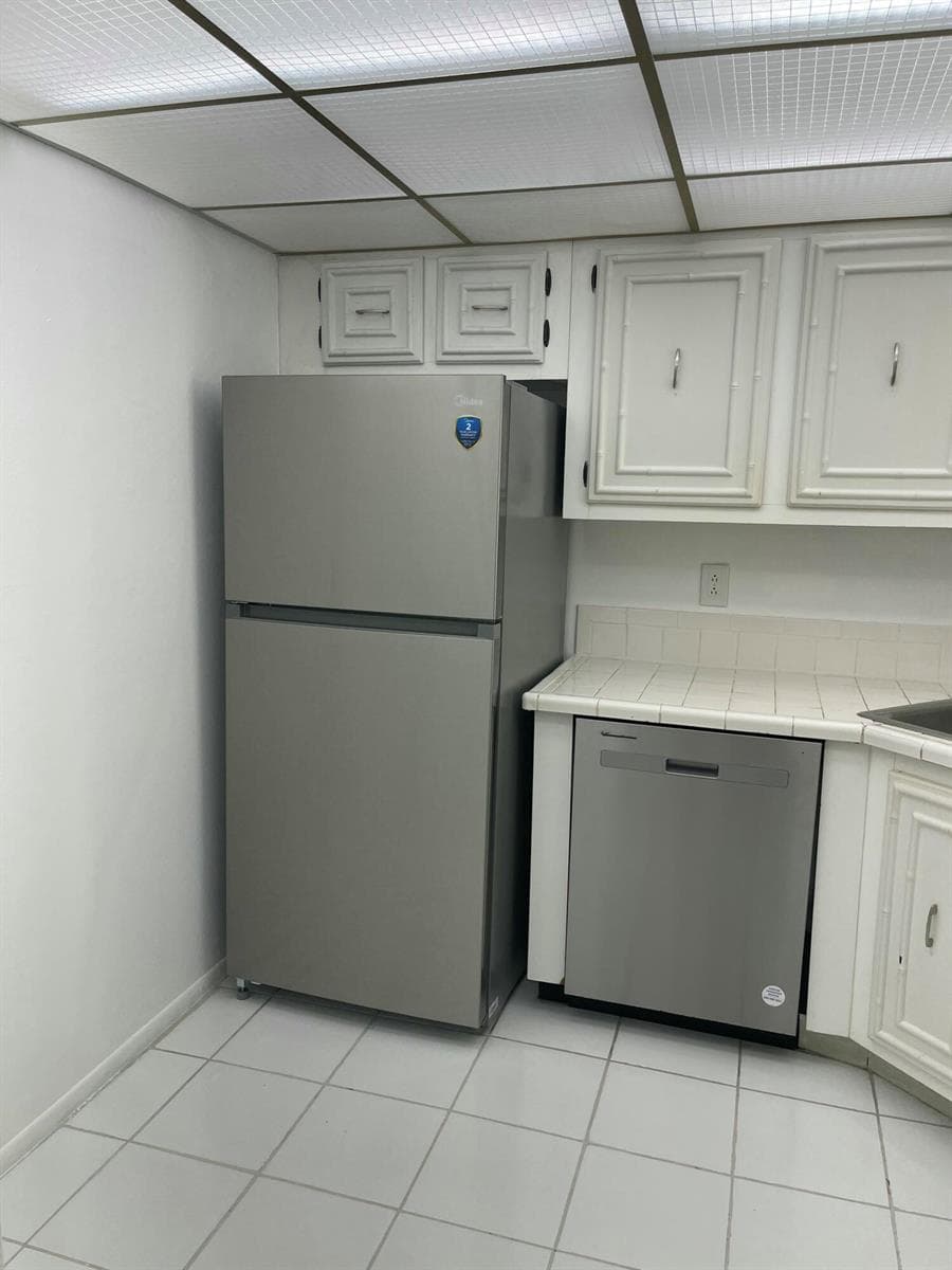 801 Three Island Boulevard # 306, FL 33009 photo 2