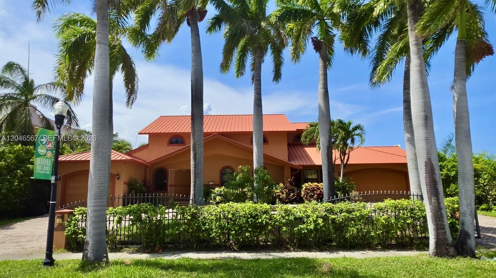 741 Tyler St # 0, Hollywood FL 33019 photo 2
