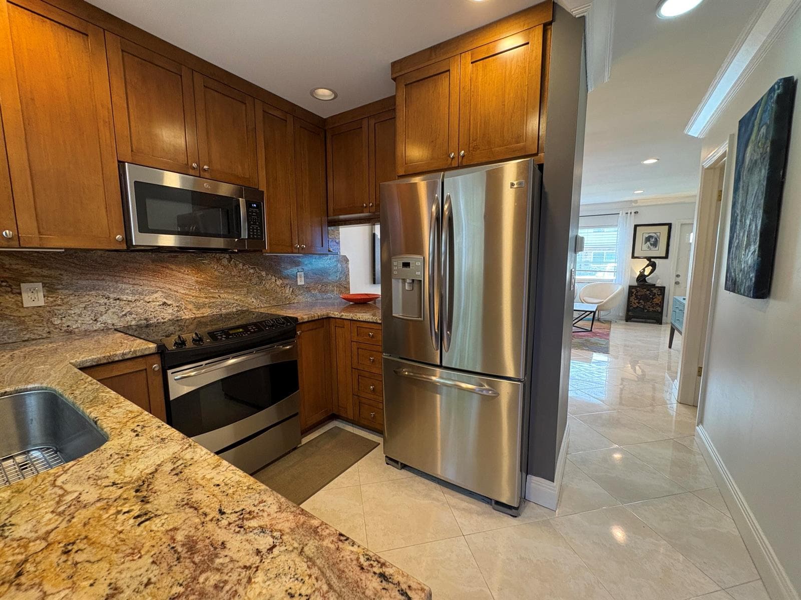 113 NE 20th Court # 4g, Wilton Manors FL 33305 photo 2