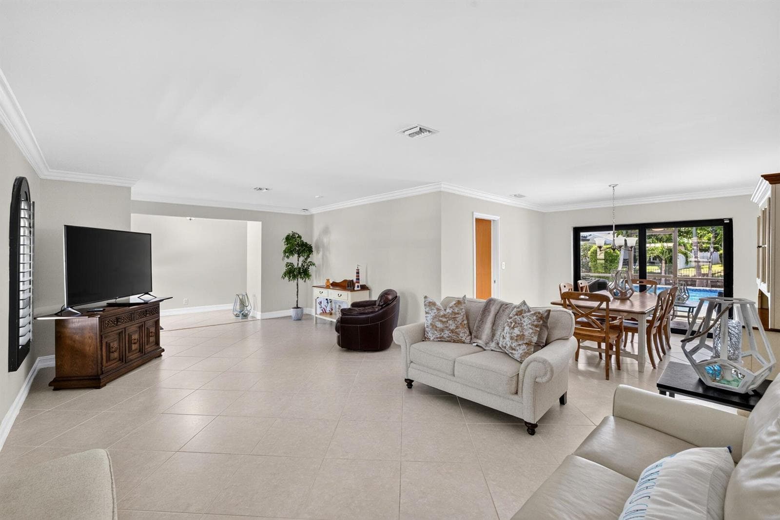 5570 NE 26th Avenue, Fort Lauderdale FL 33308 photo 5