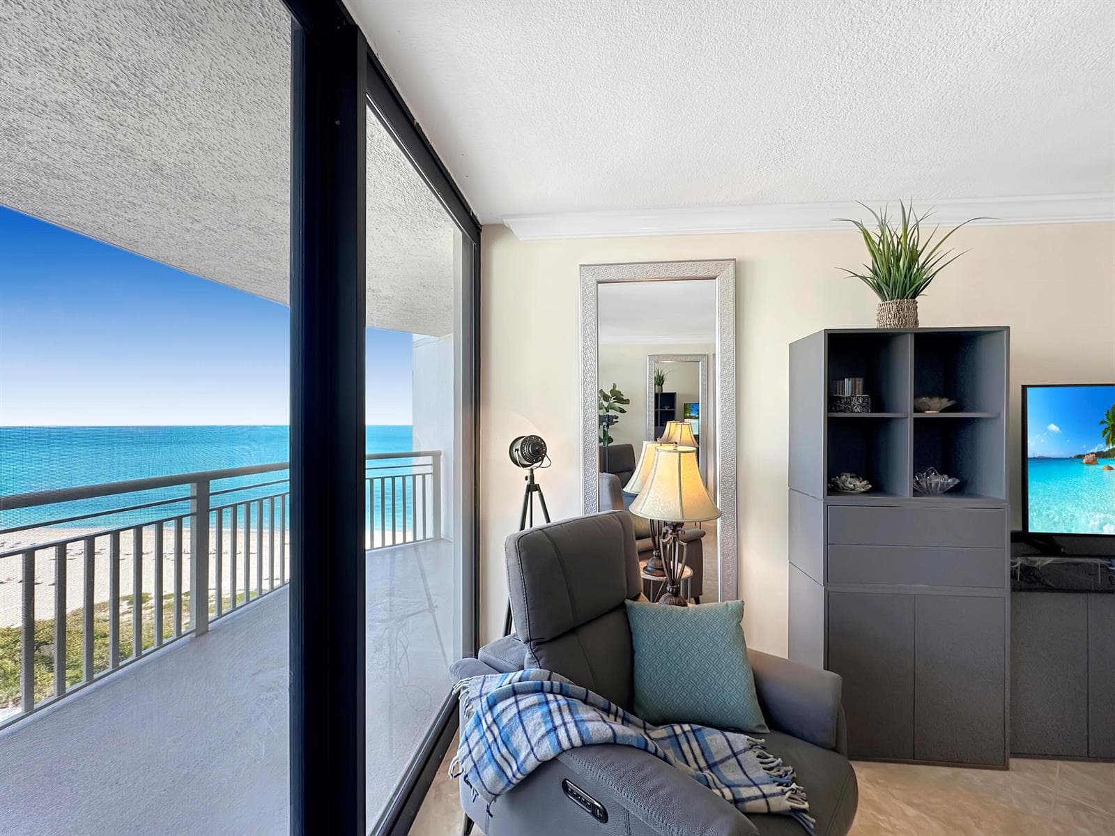 3000 N Ocean Drive # b, Singer Island FL 33404 photo 4