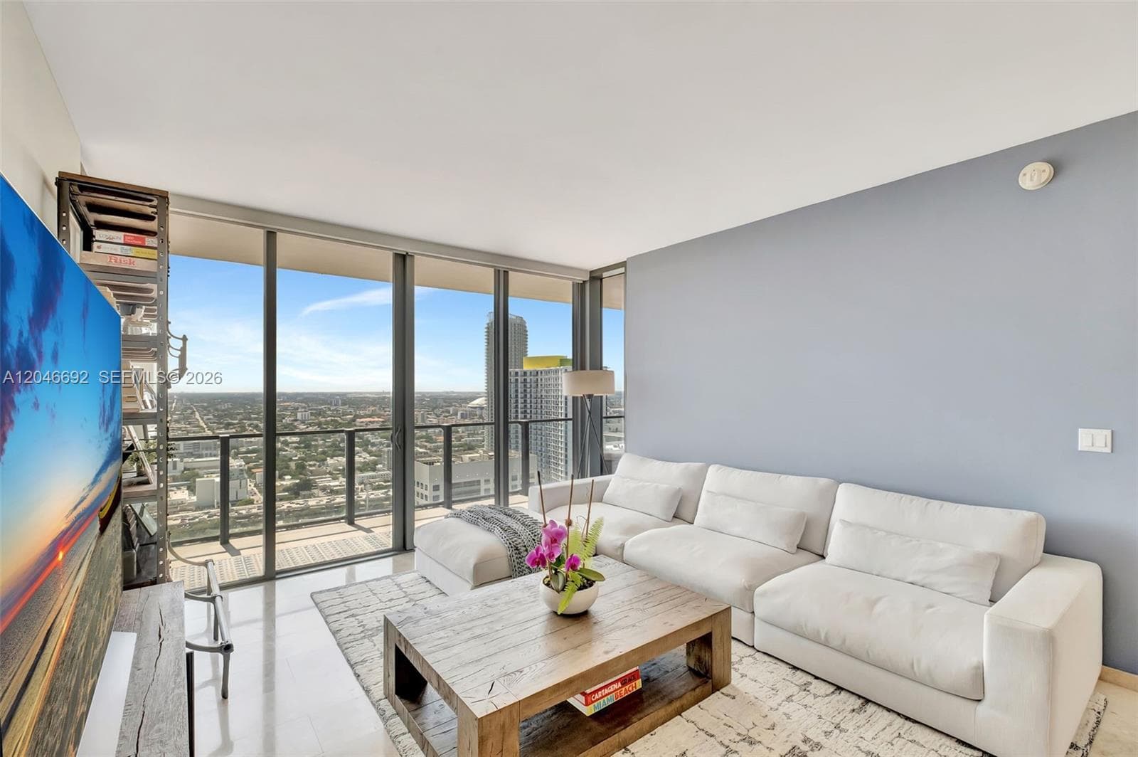 88 SW 7th St # 3604, Miami FL 33130 photo 3