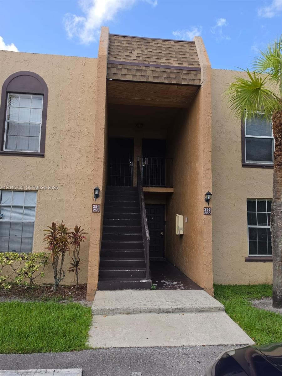 4231 NW 19th St # 254, Lauderhill FL 33313
