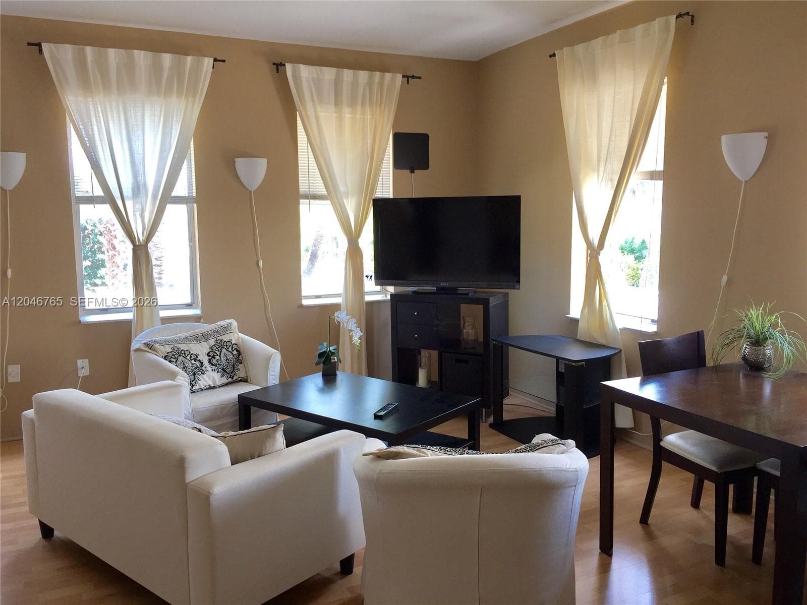 802 Euclid Ave # 201, Miami Beach FL 33139 photo 2