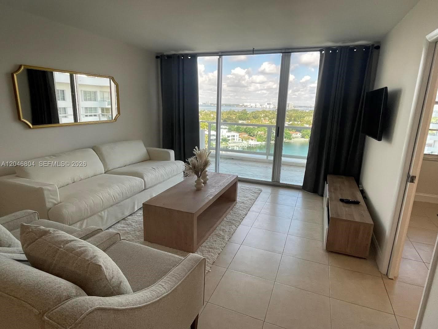 5151 Collins Ave # 1722, Miami Beach, FL 33140