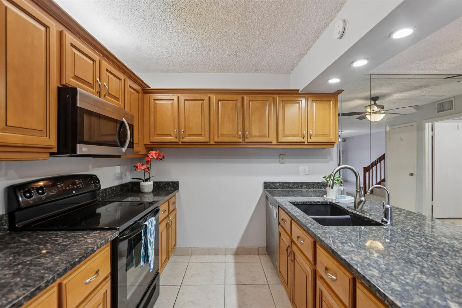 1176 SW 118th Terrace, Davie FL 33325 photo 5