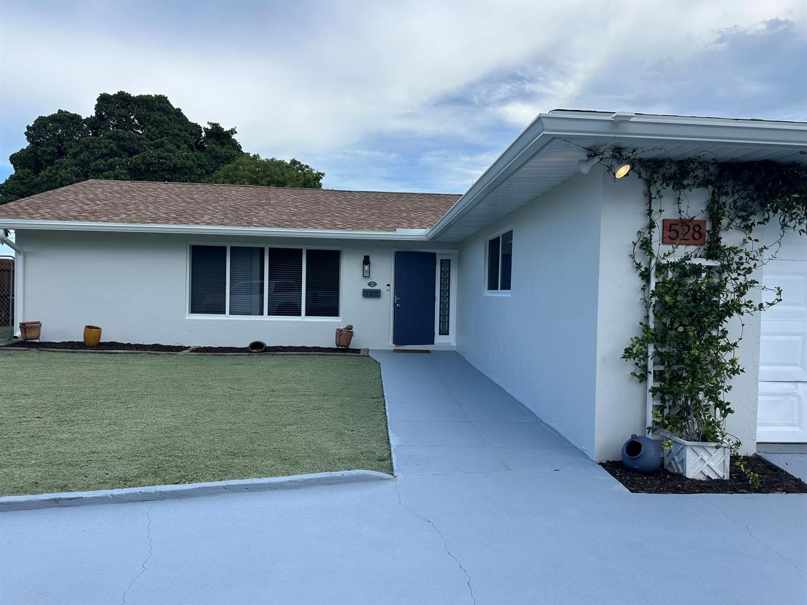 528 Date Palm Drive, Lake Park FL 33403