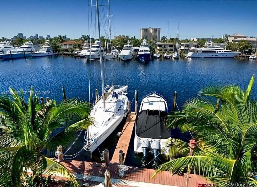 815 Middle River Dr # 204, Fort Lauderdale, FL 33304