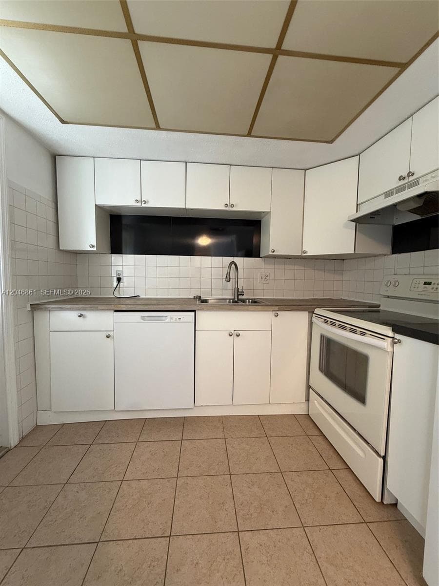 3300 NE 10th Ter # 53, Pompano Beach, FL 33064 photo 2