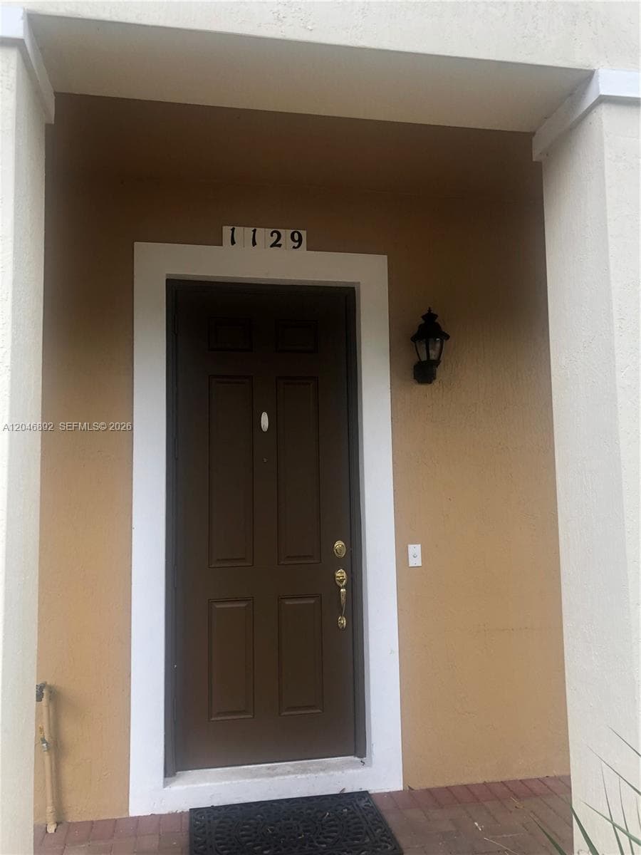 1129 SW 147th Ter, Pembroke Pines FL 33027 photo 2