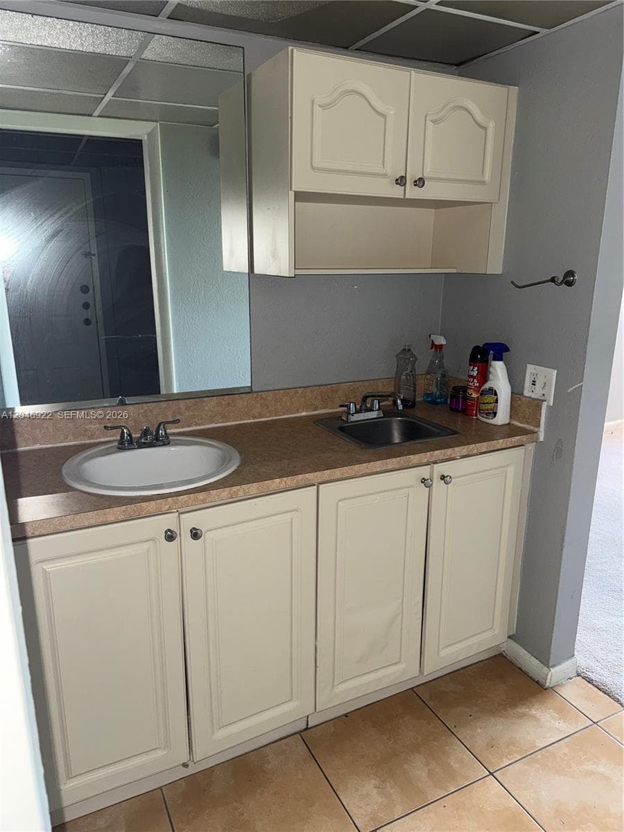 6960 Miami Gardens Dr # 2-431A, Hialeah FL 33015 photo 2
