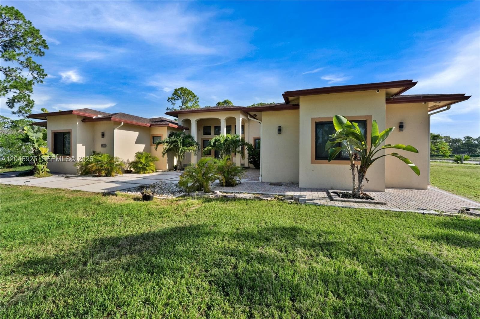 13085 N 78th Pl N, Loxahatchee FL 33412 photo 2