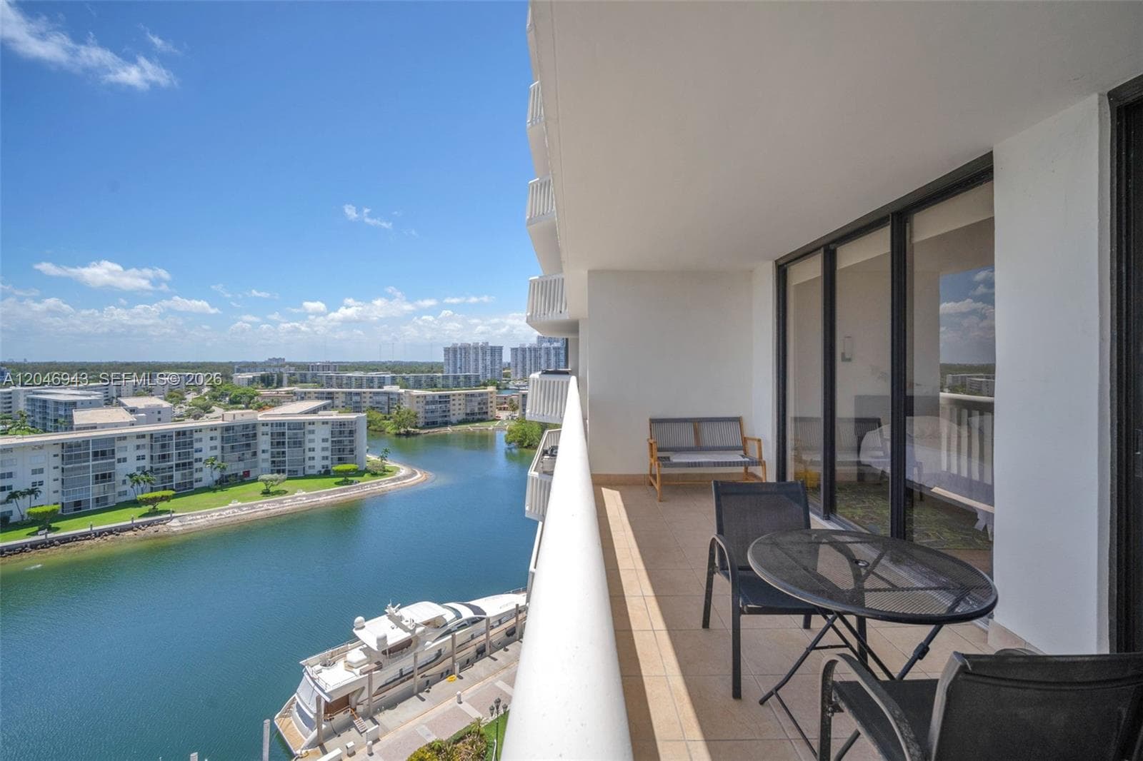 1000 W Island Blvd # 1206, Aventura FL 33160 photo 2