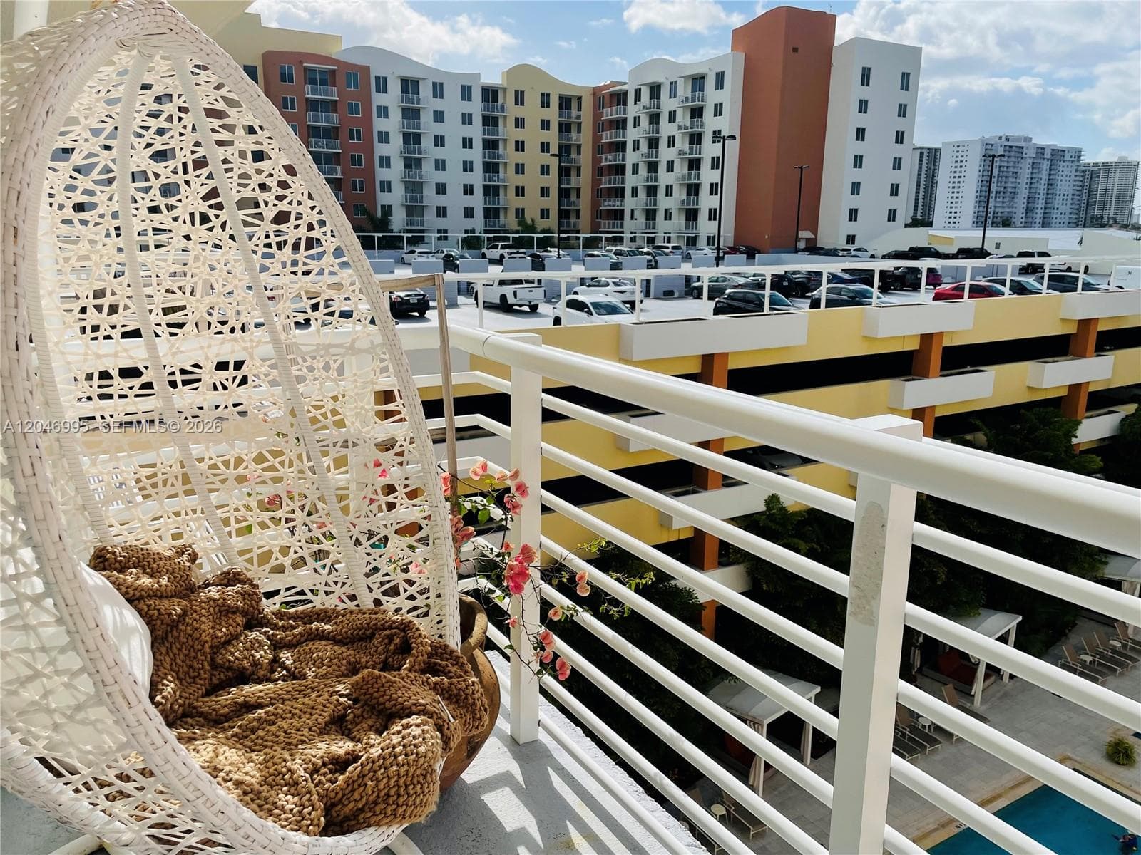 2775 NE 187 St # 628, Aventura FL 33180