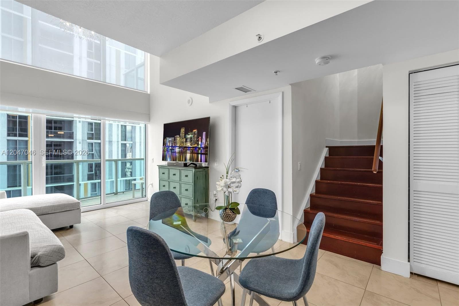 41 SE 5th St # 908, Miami FL 33131 photo 5