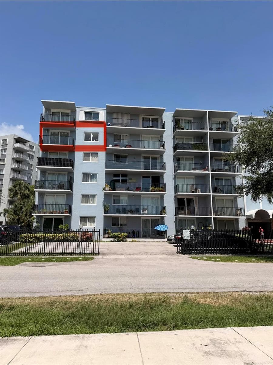 12500 NE 15th Avenue # 516, North Miami FL 33161 photo 2