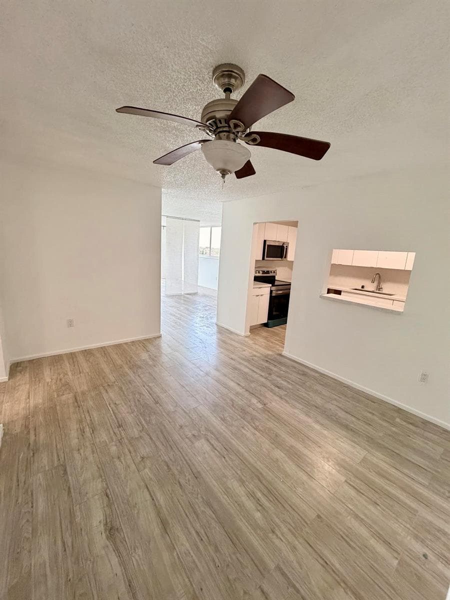 12500 NE 15th Avenue # 516, North Miami FL 33161 photo 3