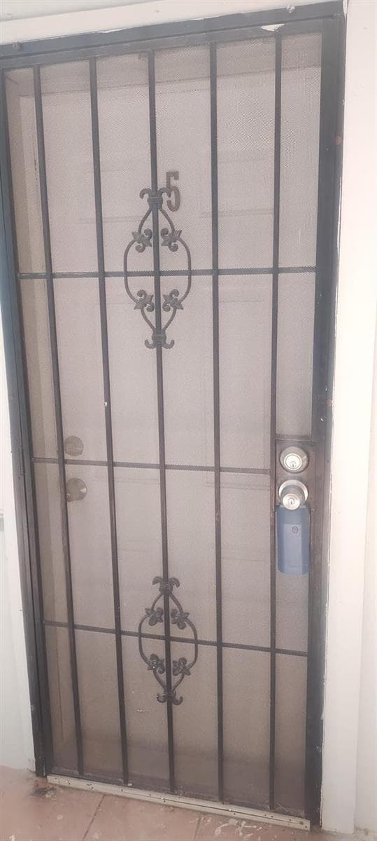 31 Edmund Road # 5, West Park FL 33023 photo 3