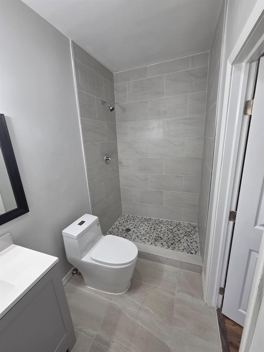 31 Edmund Road # 5, West Park FL 33023