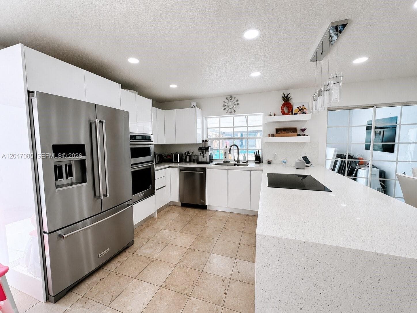 17324 NW 63rd Ave, Hialeah FL 33015 photo 5