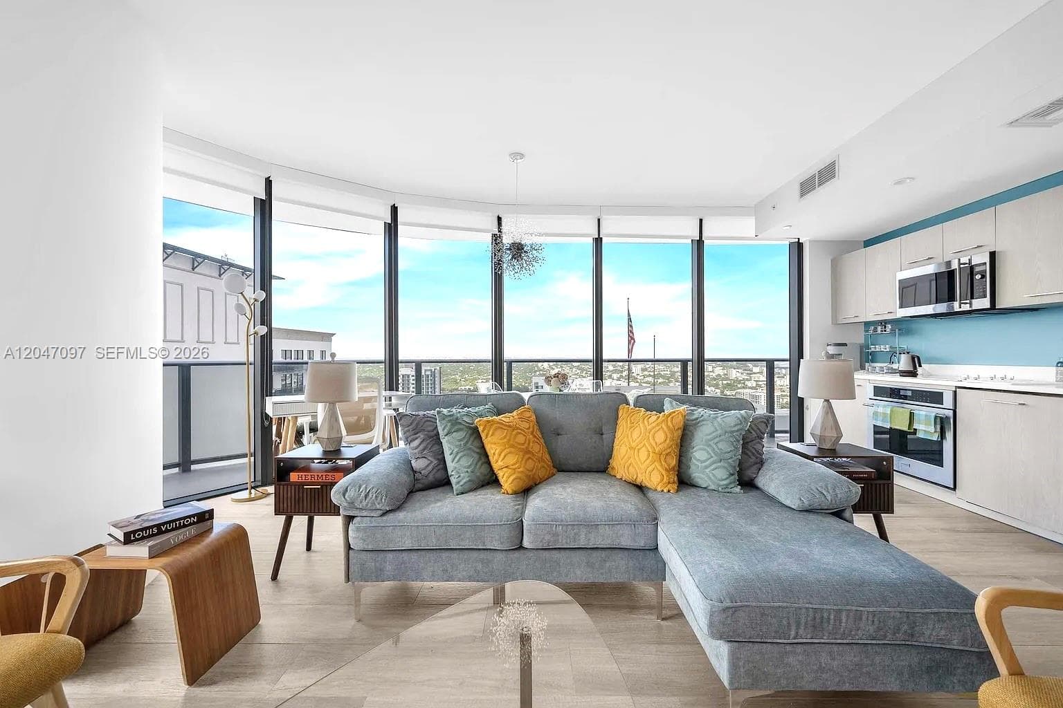 55 SW 9th St # 3306, Miami FL 33130 photo 3