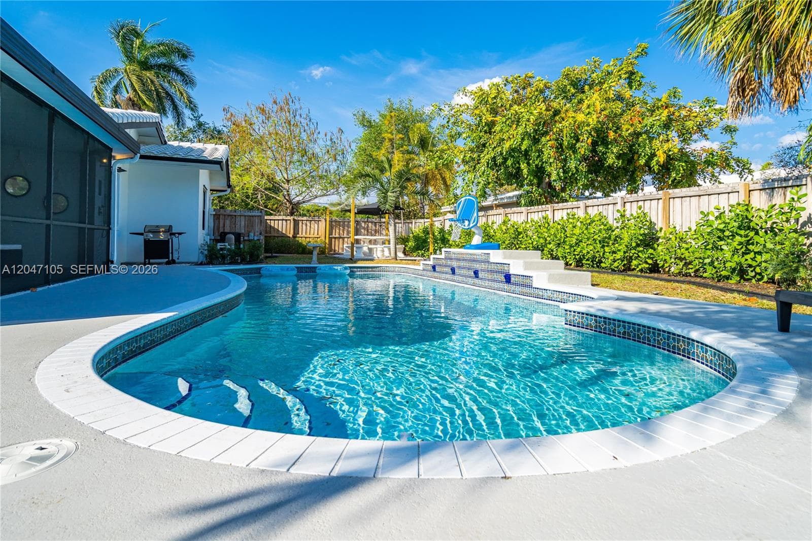 714 NE 2nd St, Pompano Beach FL 33060
