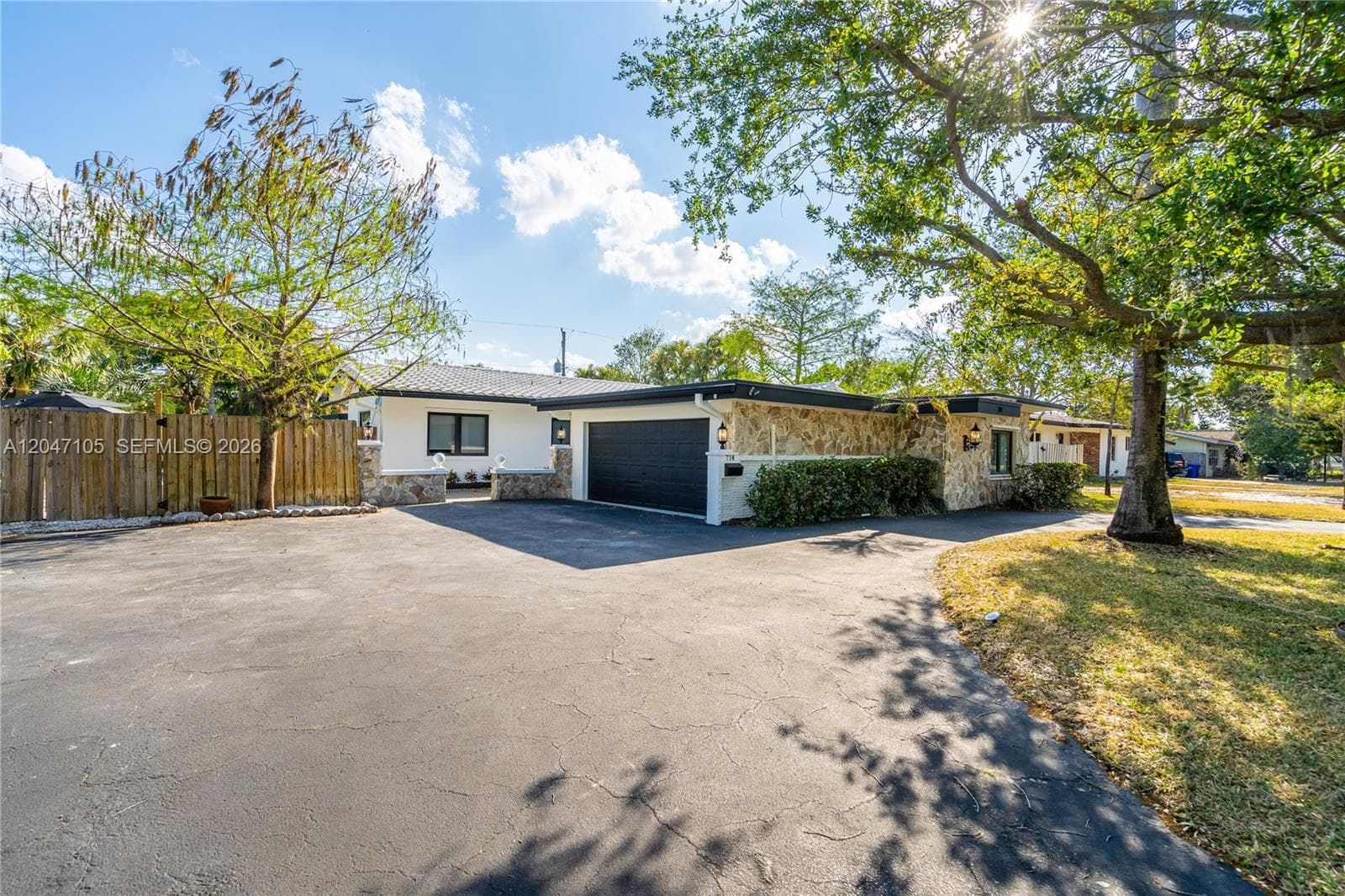 714 NE 2nd St, Pompano Beach FL 33060 photo 5