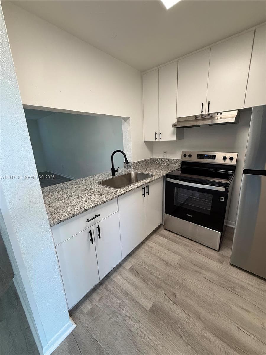1205 NW 103rd Ln # 312, Miami, FL 33147 photo 2