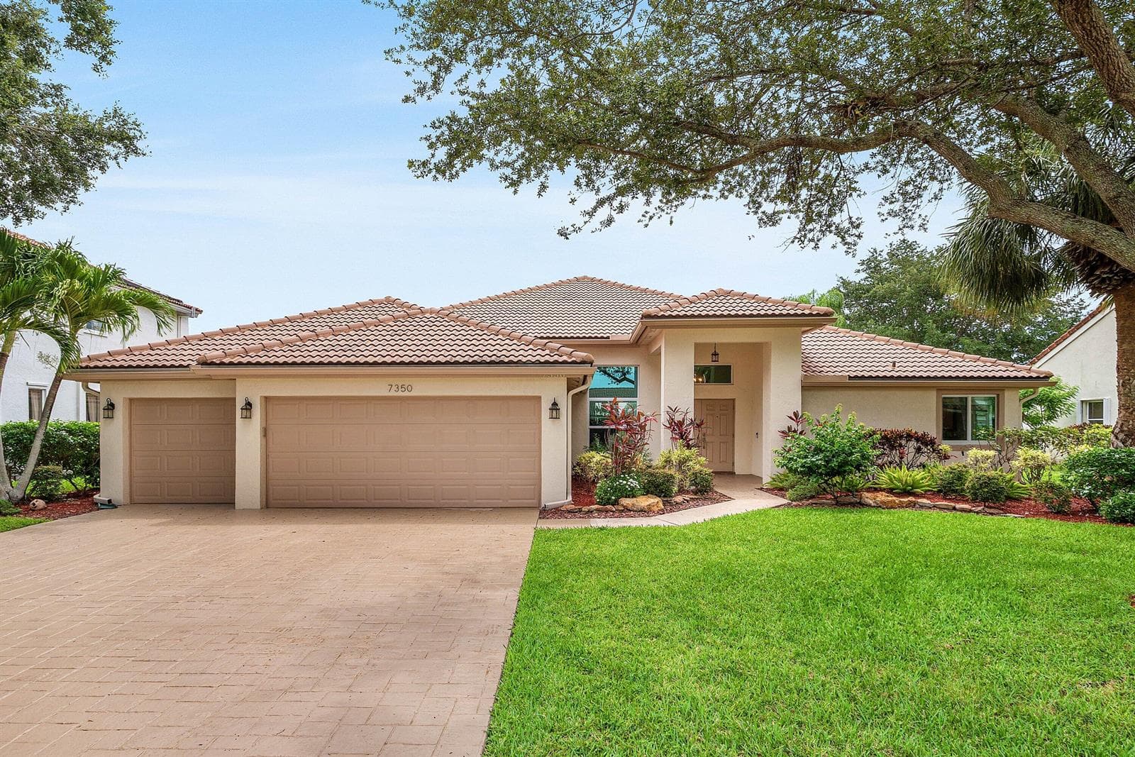 7350 NW 68 Avenue, Parkland FL 33067 photo 2