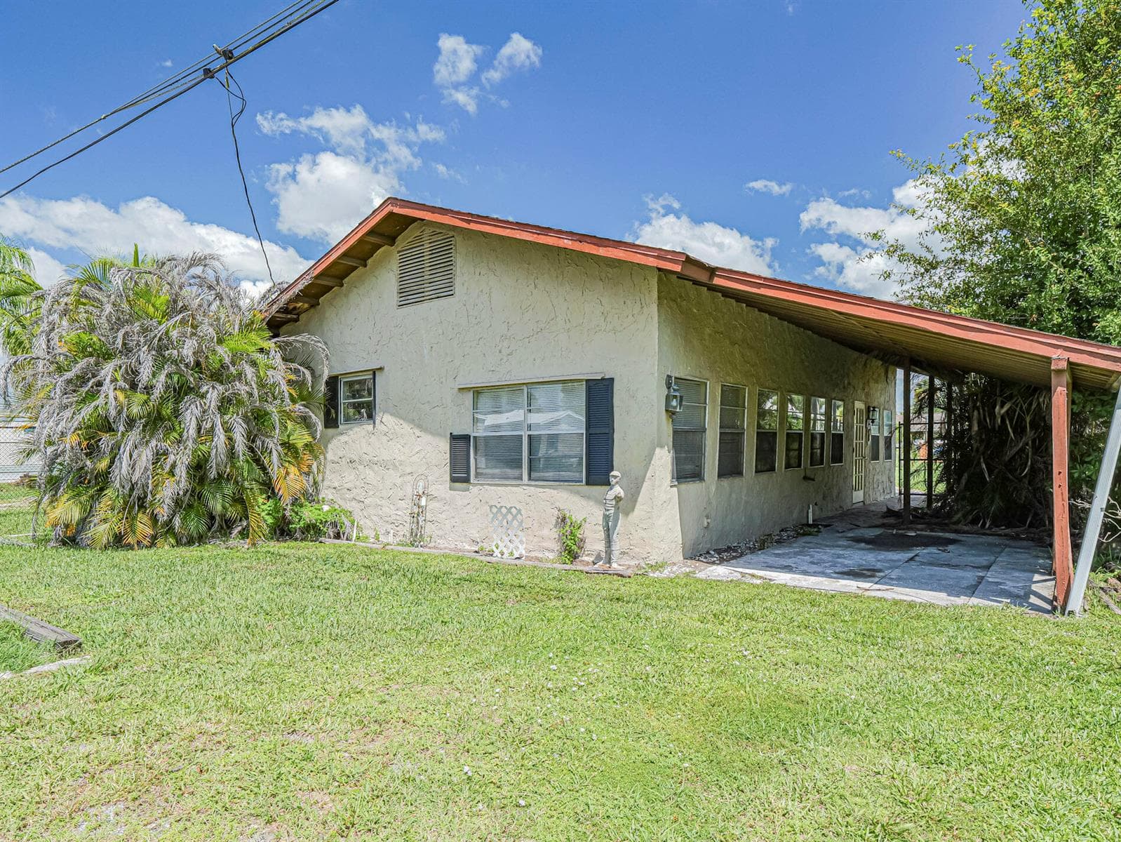 1040 Lissie Lane, Okeechobee FL 34974 photo 2