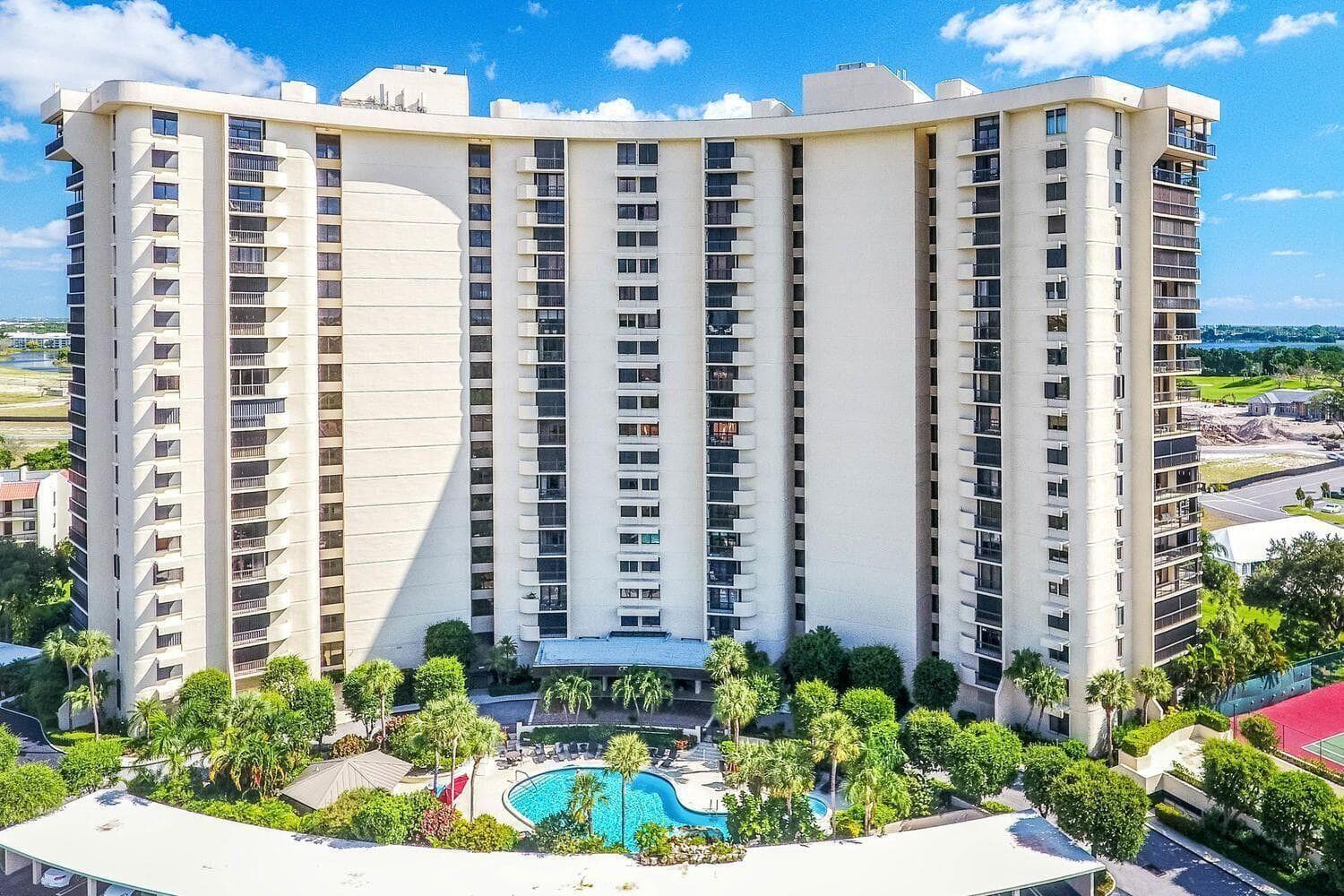 2450 Presidential Way # 1405, West Palm Beach FL 33401 photo 2