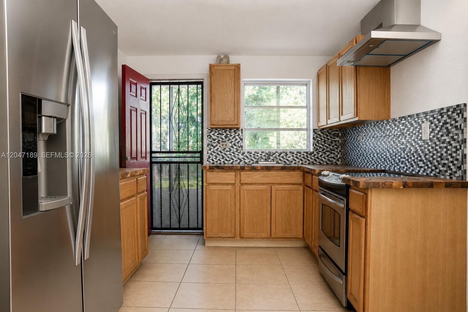 861 W 32nd St, Hialeah FL 33012 photo 3