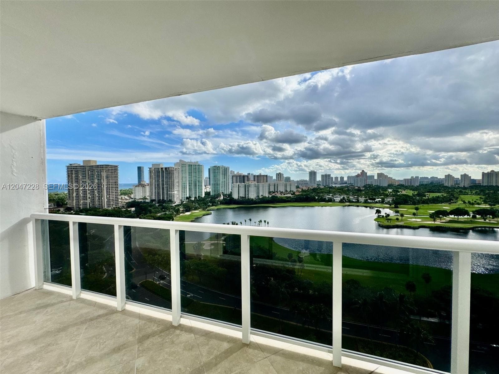 3675 N Country Club Dr # 2007, Aventura FL 33180 photo 3