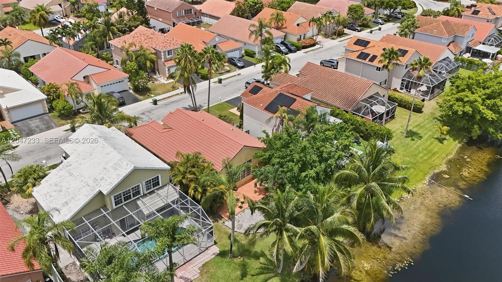 411 Bermuda Springs Dr, Weston FL 33326 photo 4