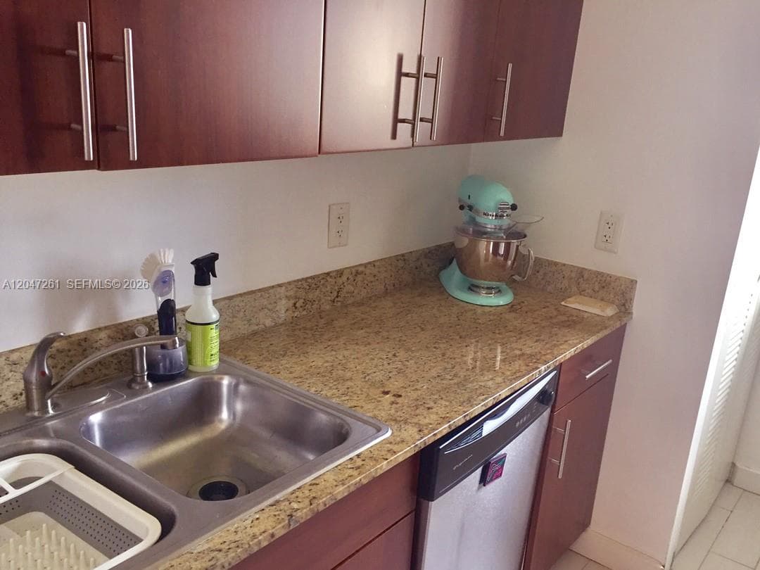 7422 NE 6TH COURT # 7422, Miami, FL 33138 photo 3