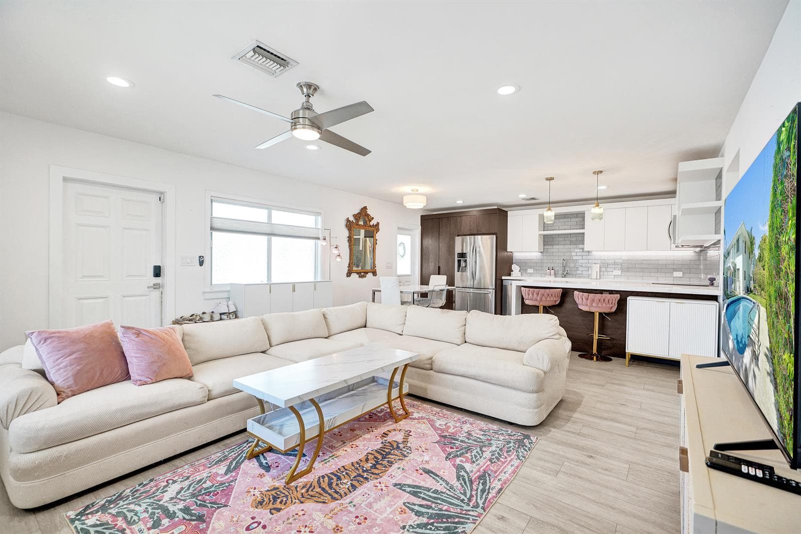 2050 NE 39th Street # 101, Fort Lauderdale FL 33308