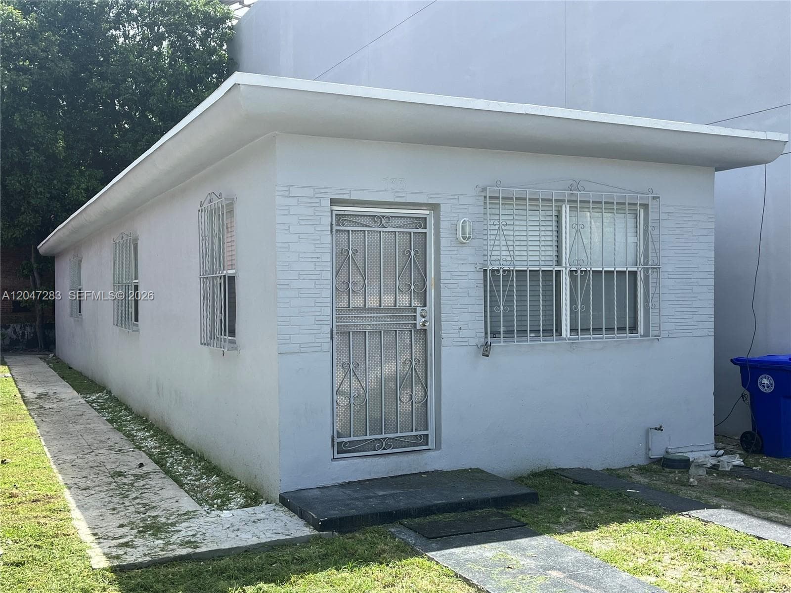 733 NW 4th Ave, Miami FL 33136 photo 2